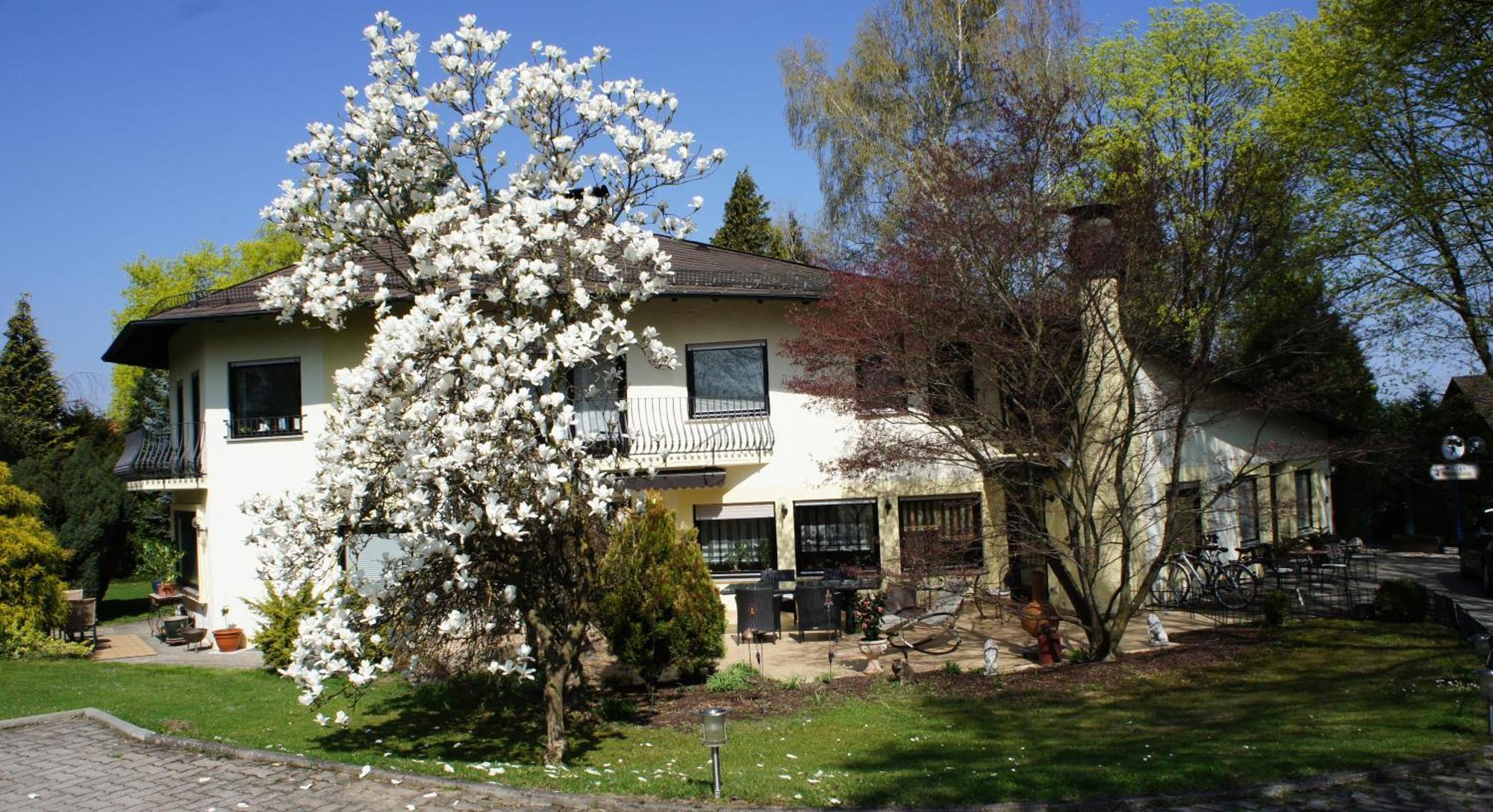 Park Ambiente Friedberg Hotel Friedberg  Luaran gambar